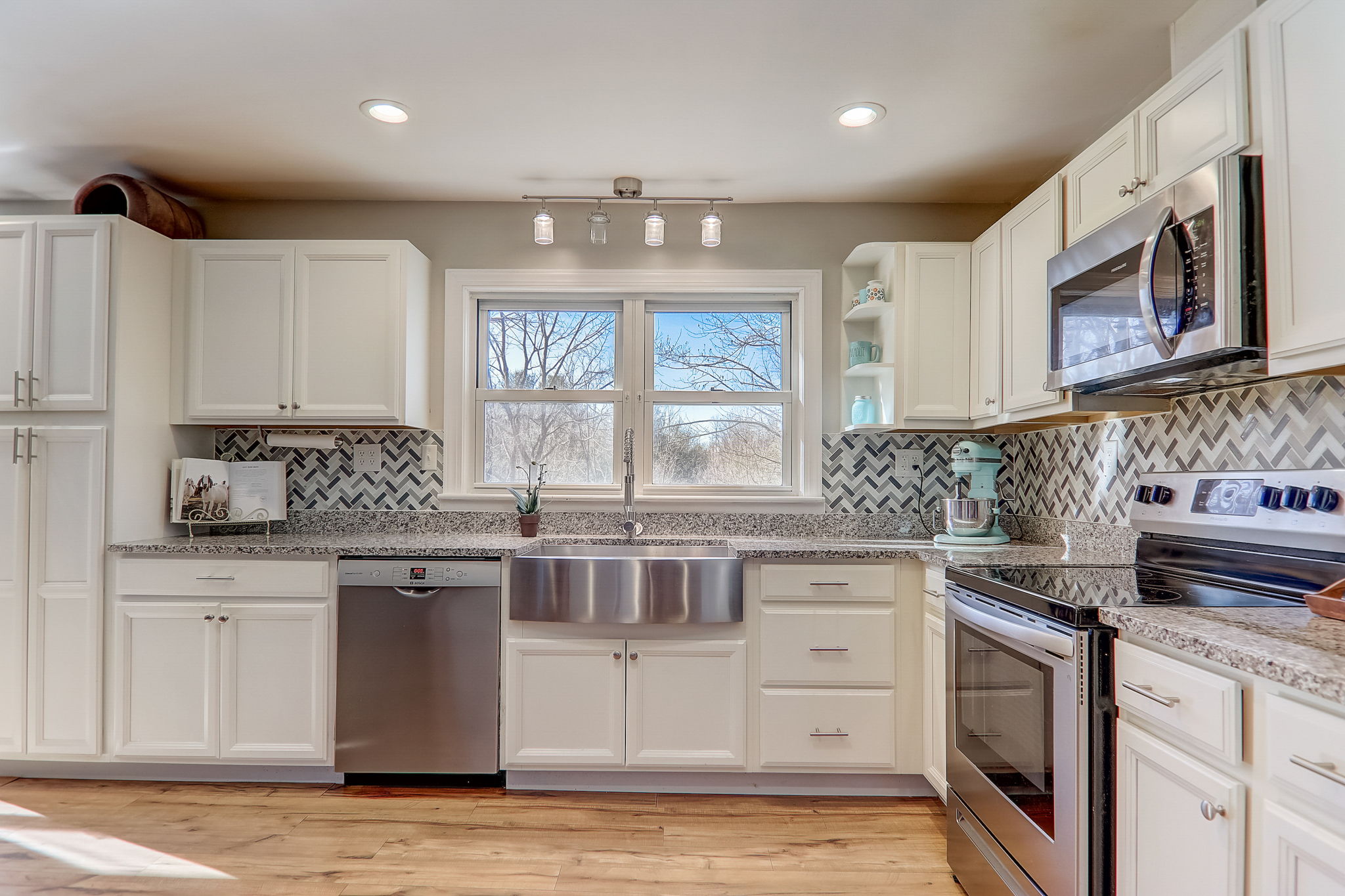 Holland Rd-023