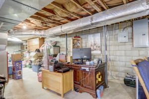 Holland Rd-039