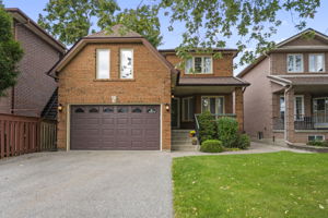 44 Jellicoe Ave, Toronto ON