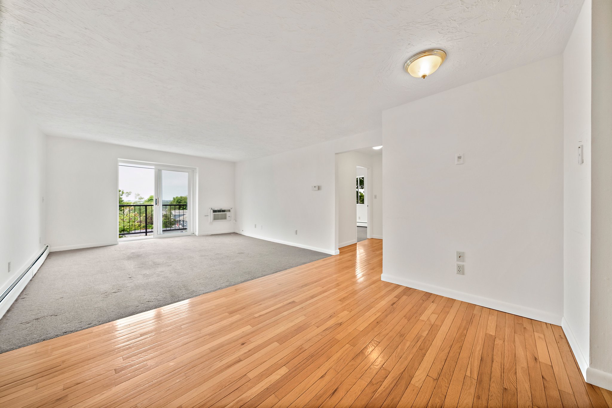 44 Lexington Ave 41, Gloucester, MA 01930 TMRE Photography