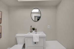  Photo 48