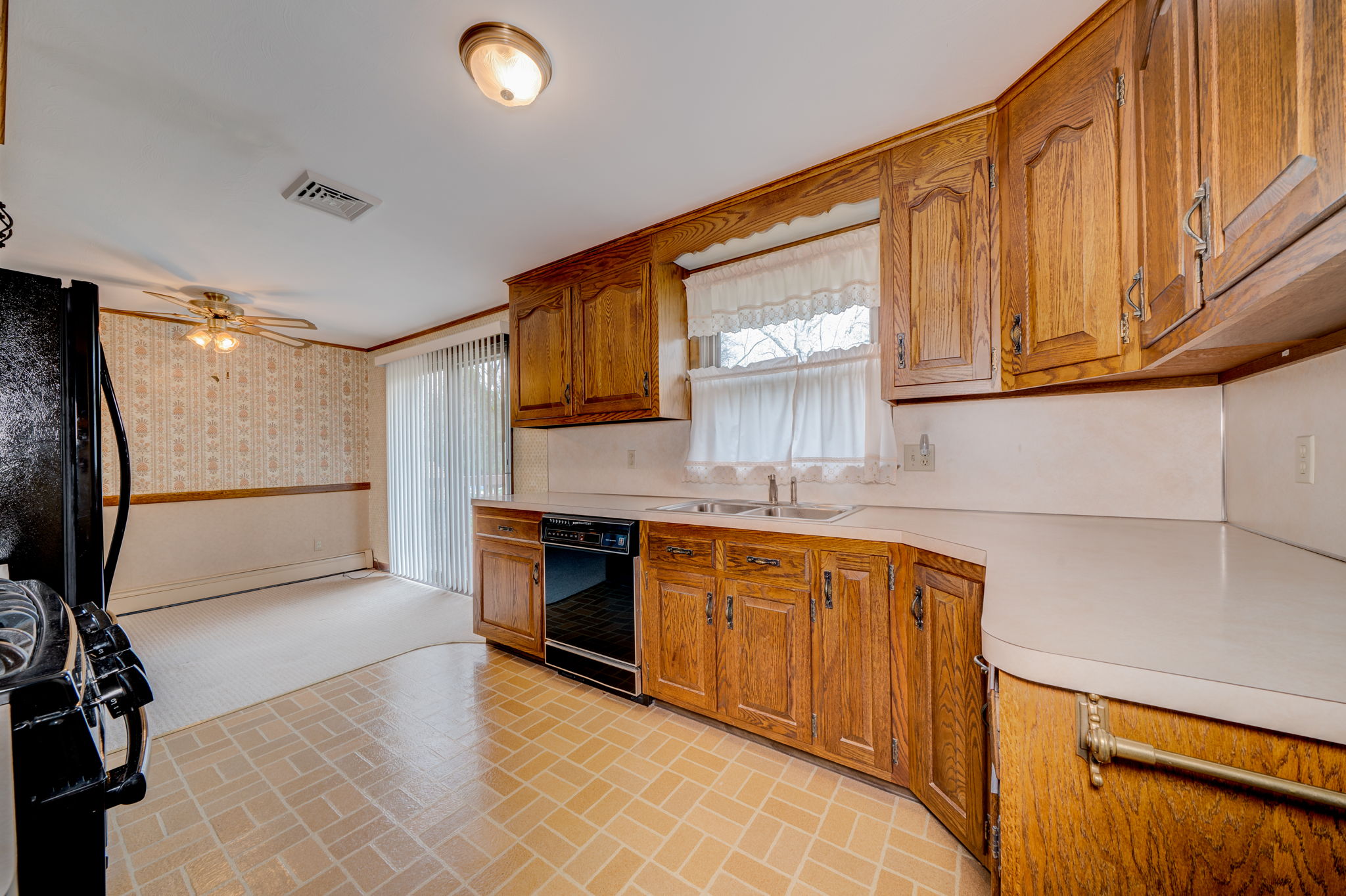  44 Madison Dr, Berlin, CT 06037, US Photo 9