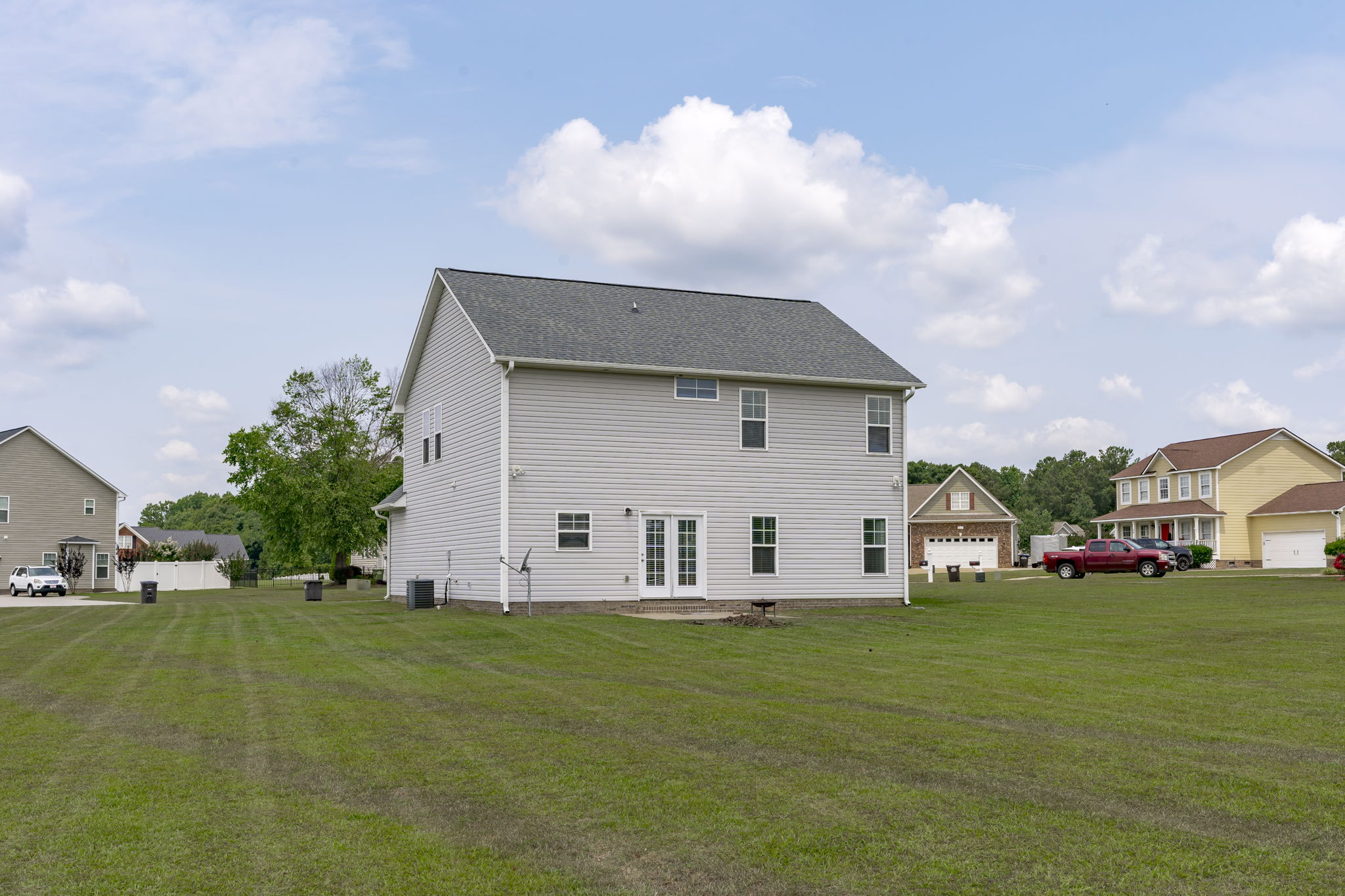  Photo 40