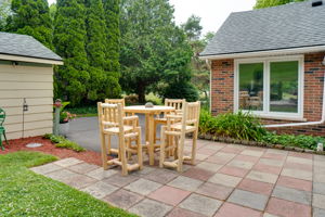  Photo 48