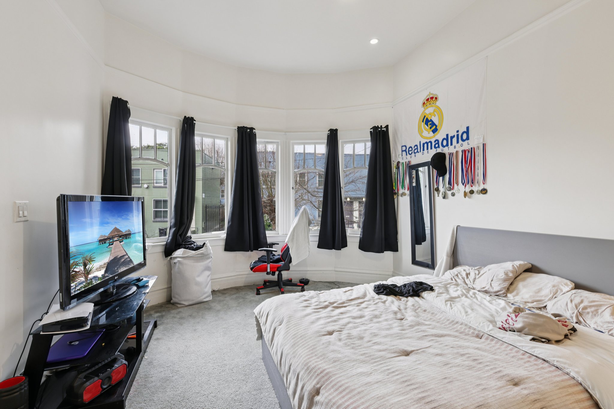 Patton St-S1702-024.jpg