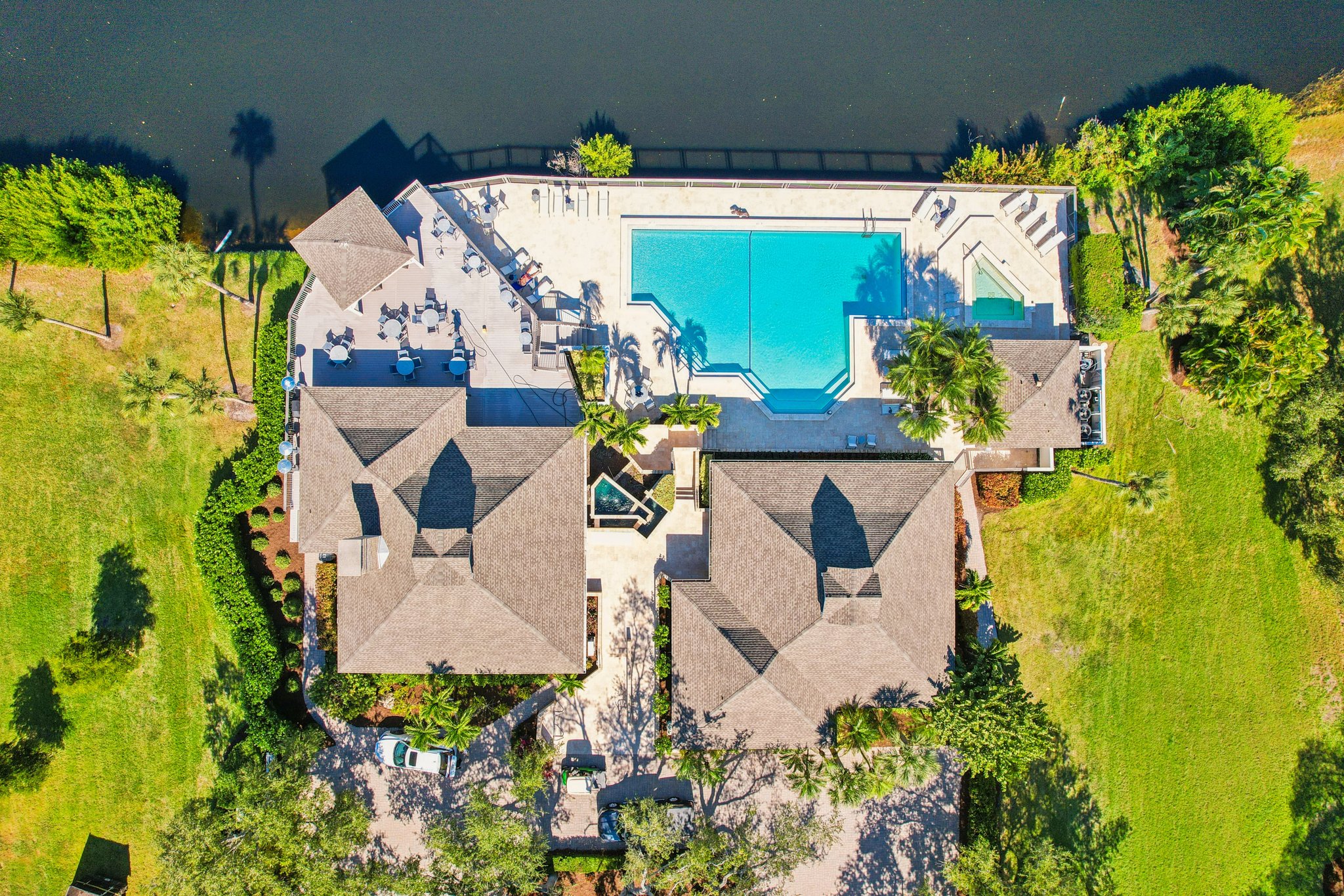 Tidy Island Blvd-1511-909.jpg