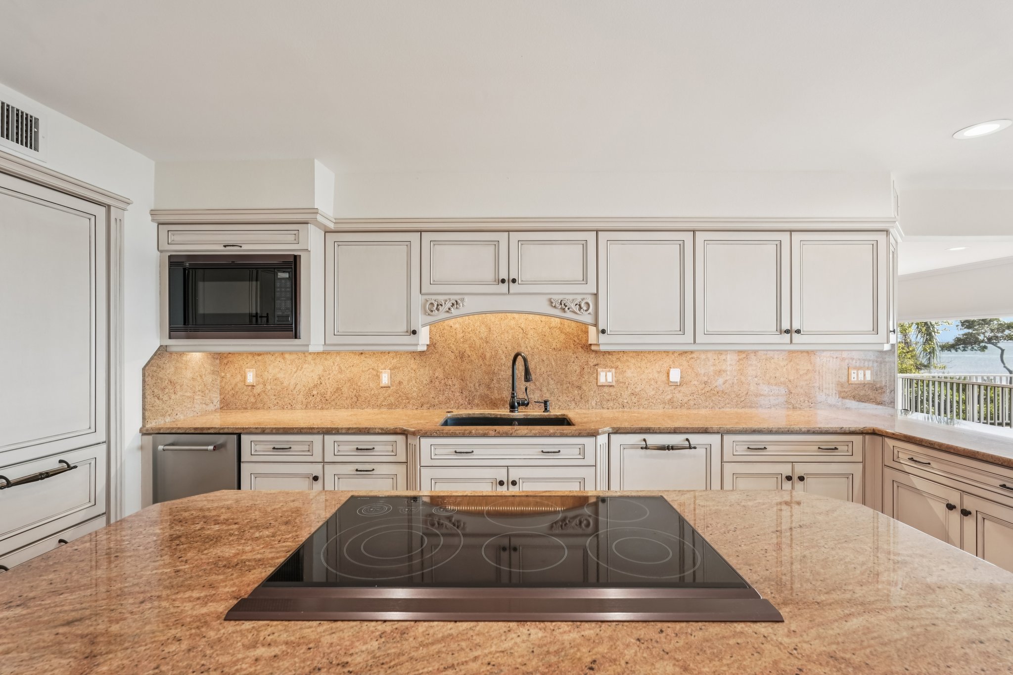 Tidy Island Blvd-L1511-013.jpg