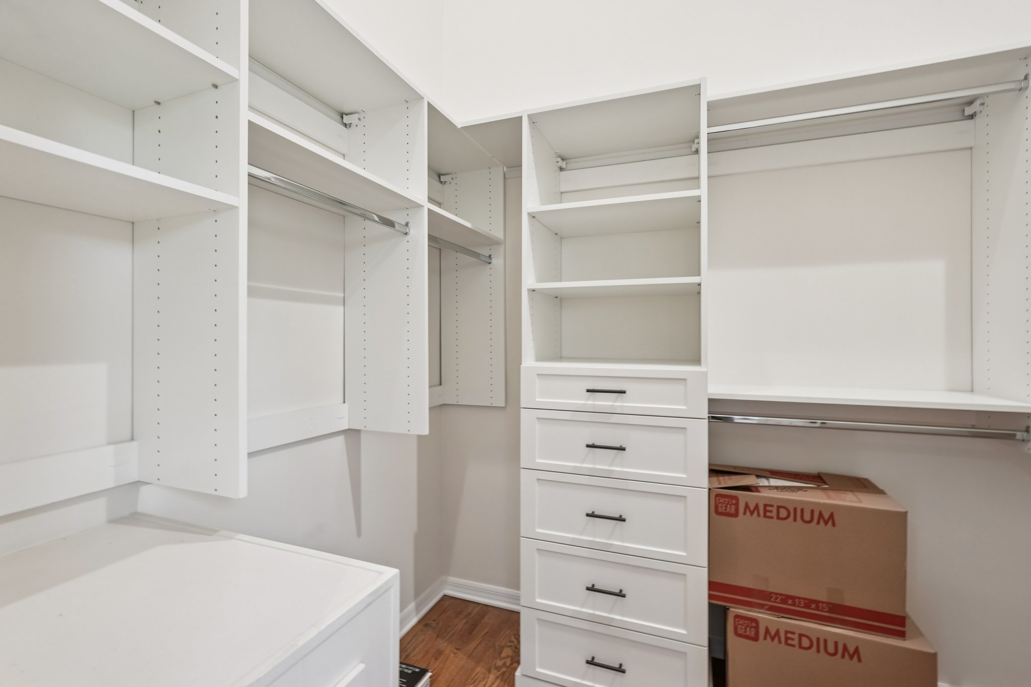 Tidy Island Blvd-L1511-030.jpg