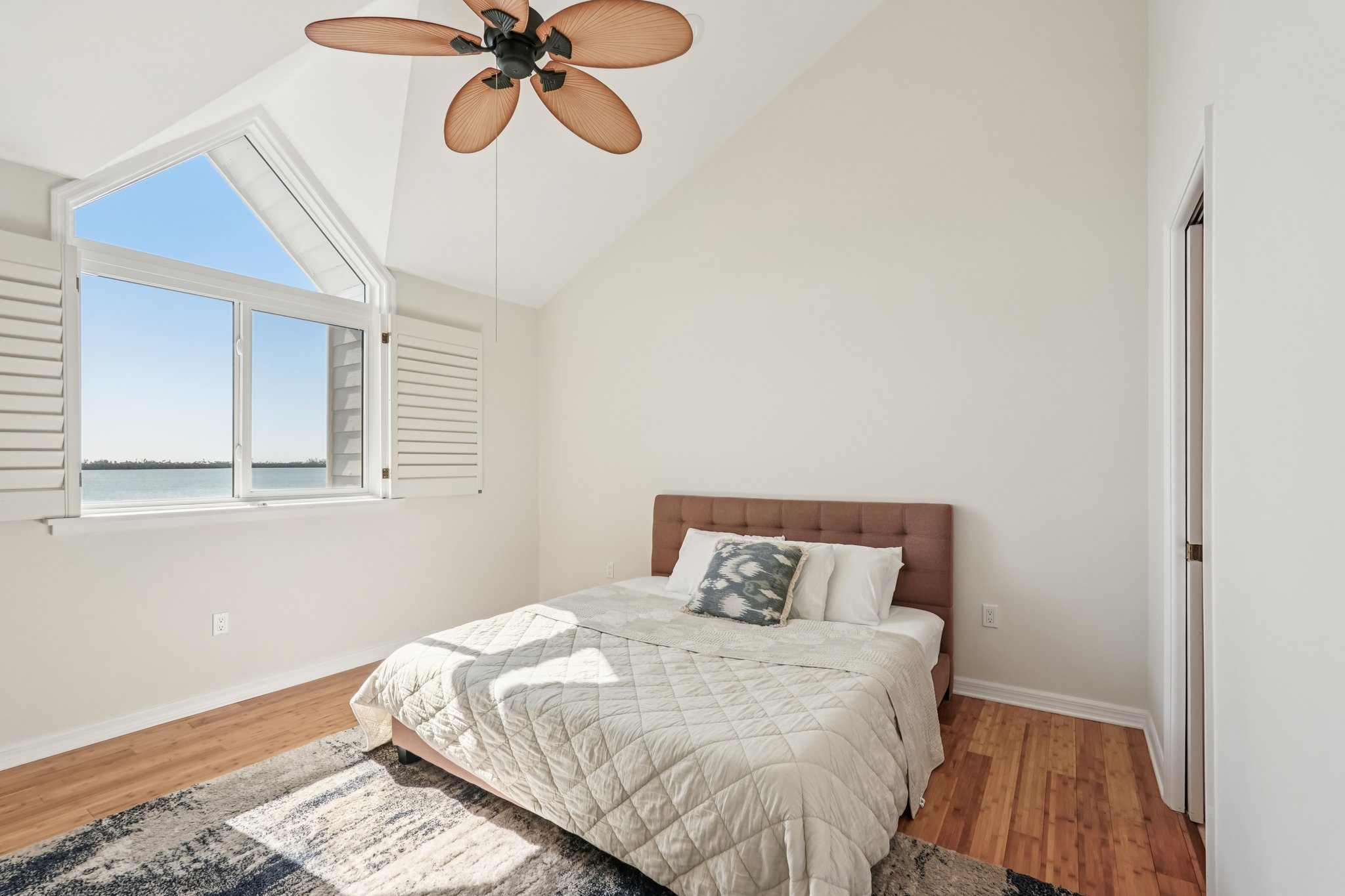 Tidy Island Blvd-L1511-042.jpg