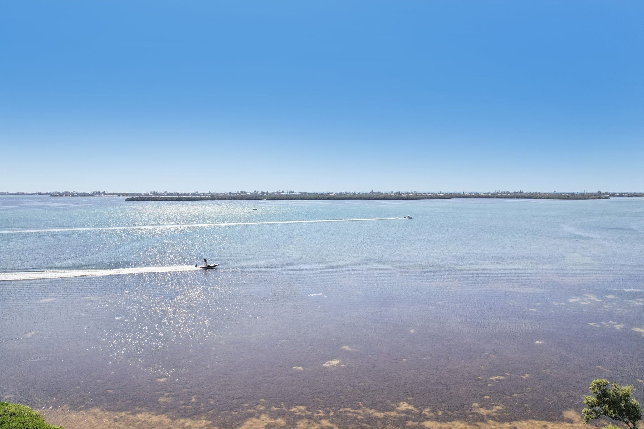 Tidy Island Blvd-L1511-071.jpg