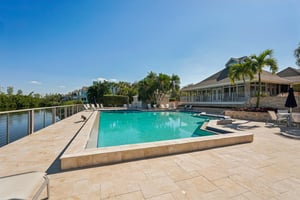 Tidy Island Blvd-1511-904.jpg