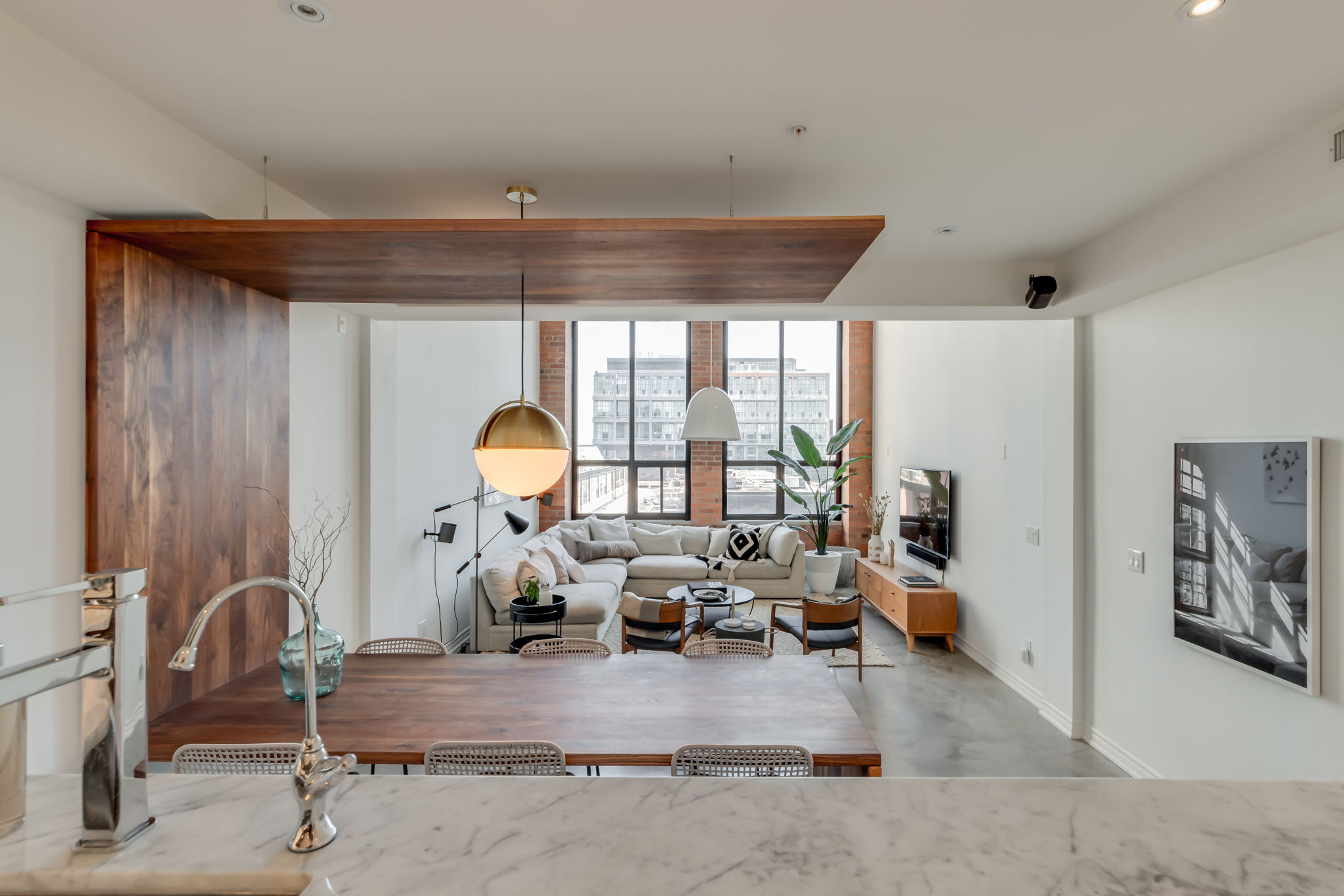 Toronto property showcase — delivered property photograph 9