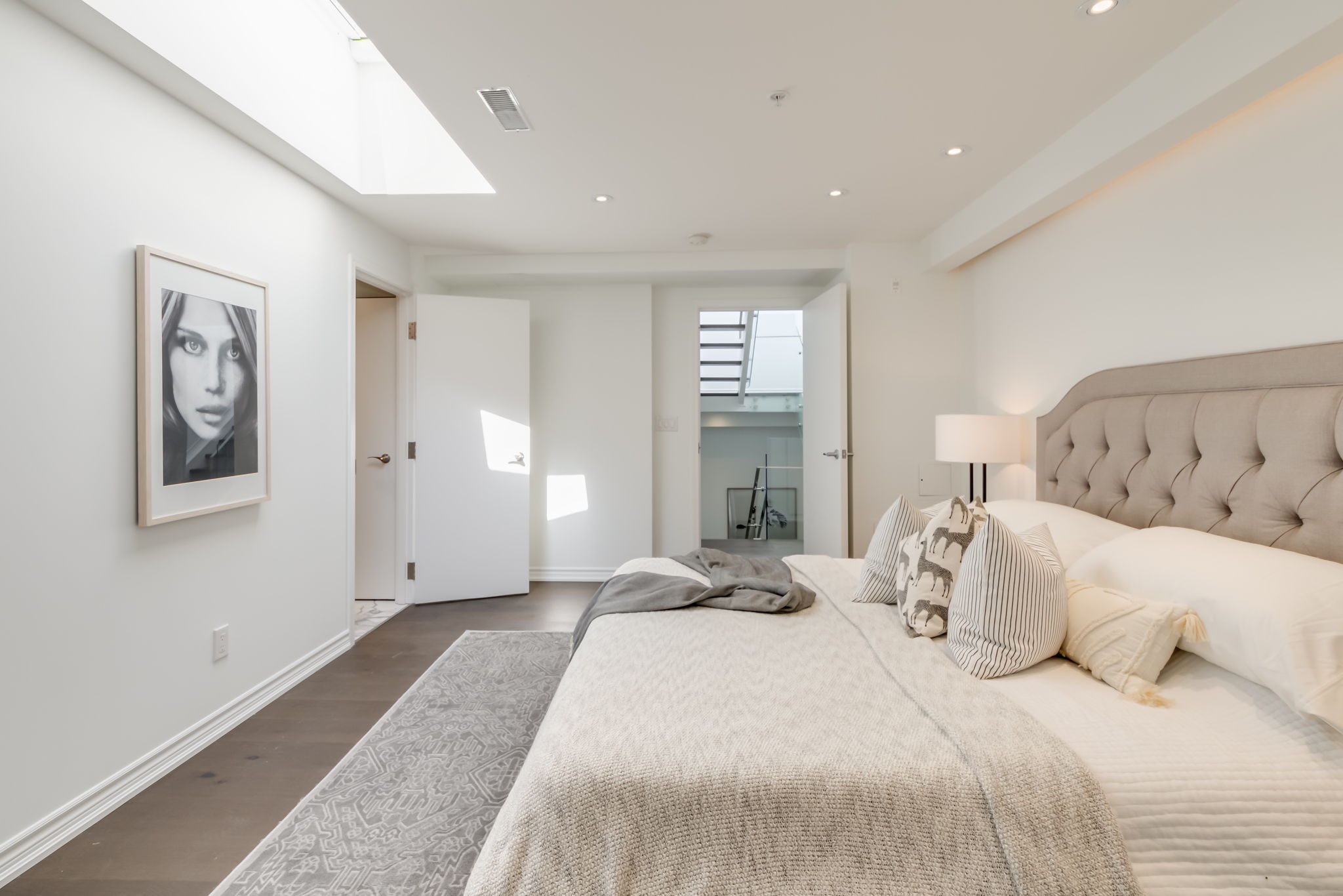 Toronto property showcase — delivered property photograph 29