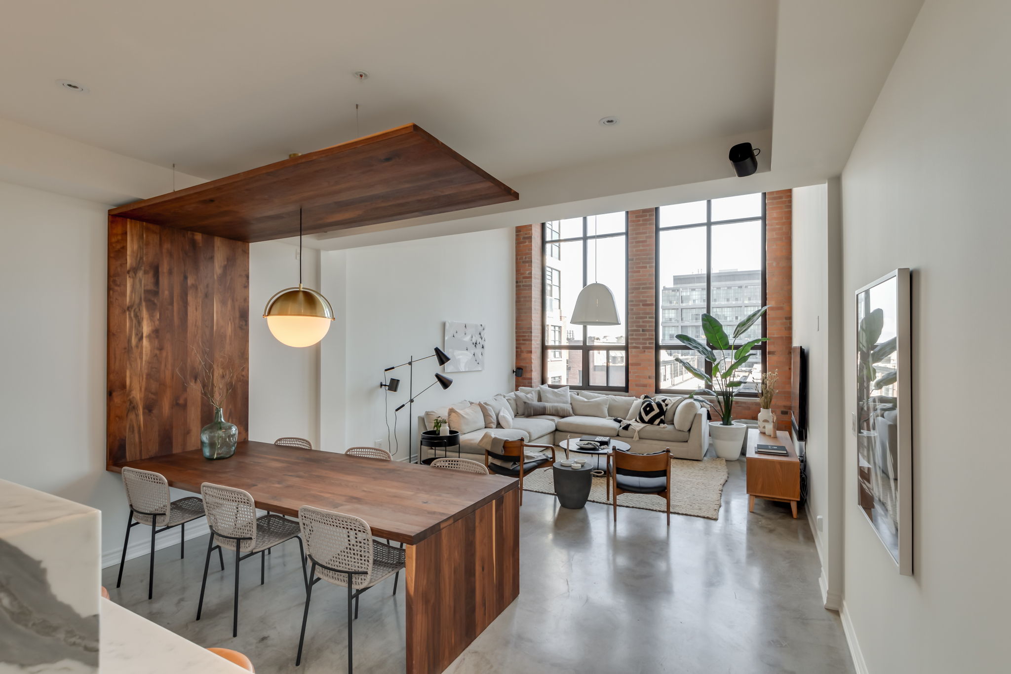 Toronto property showcase — delivered property photograph 11