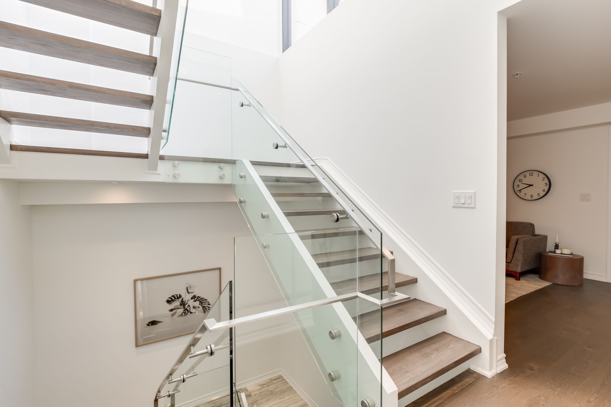 Toronto property showcase — delivered property photograph 36