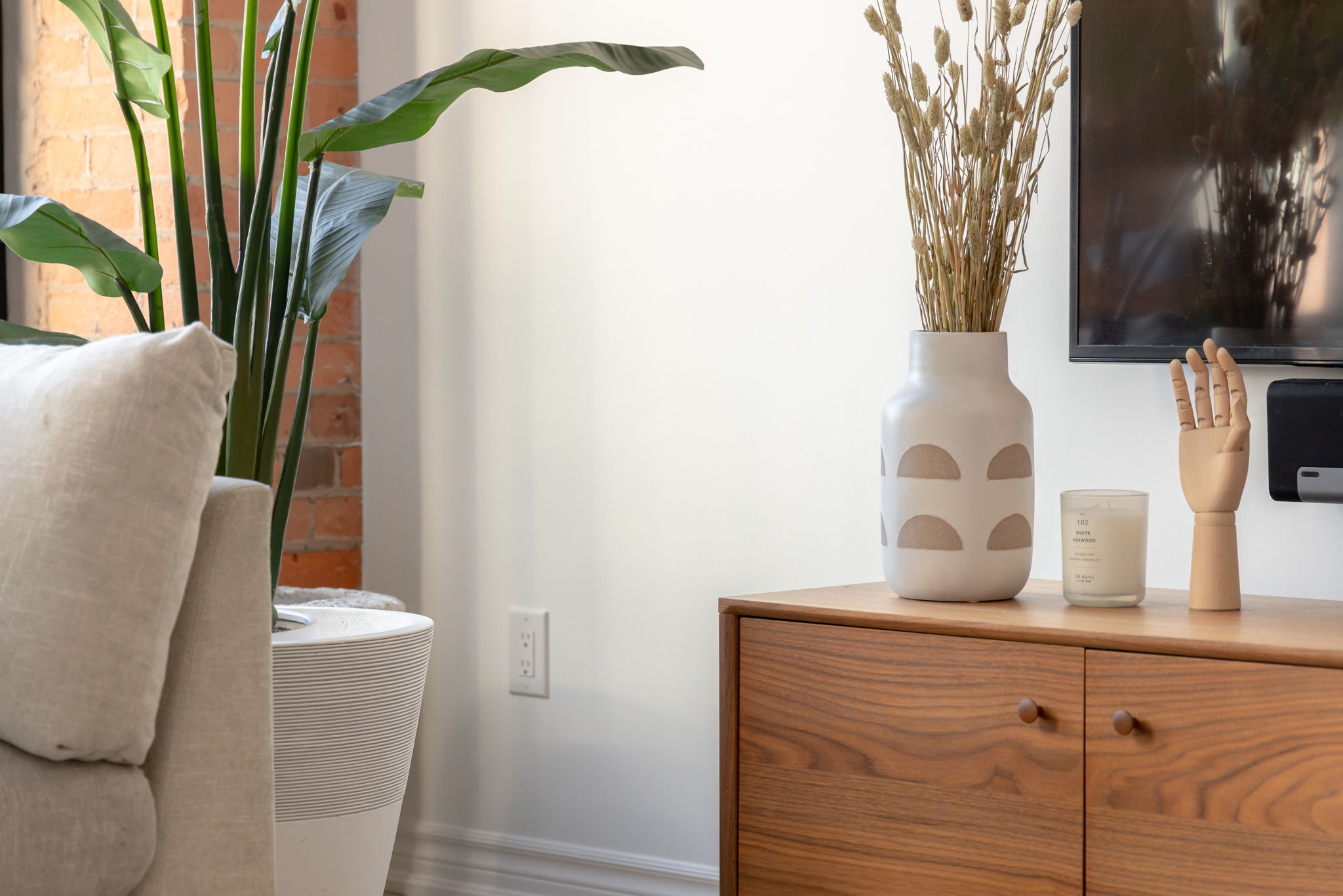 Toronto property showcase — delivered property photograph 90