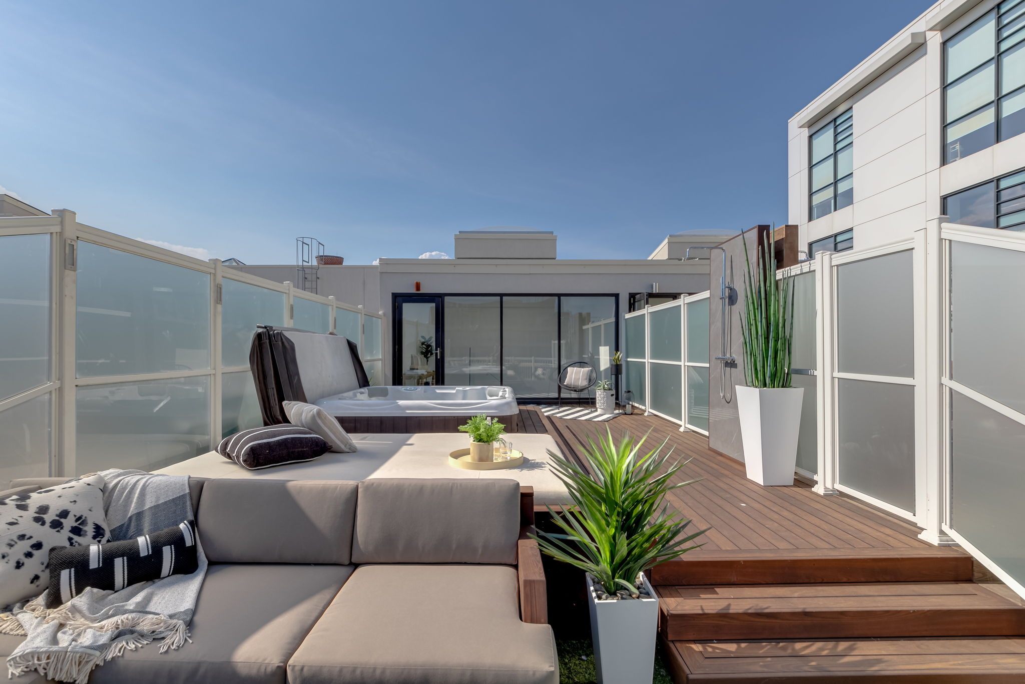 Toronto property showcase — delivered property photograph 52