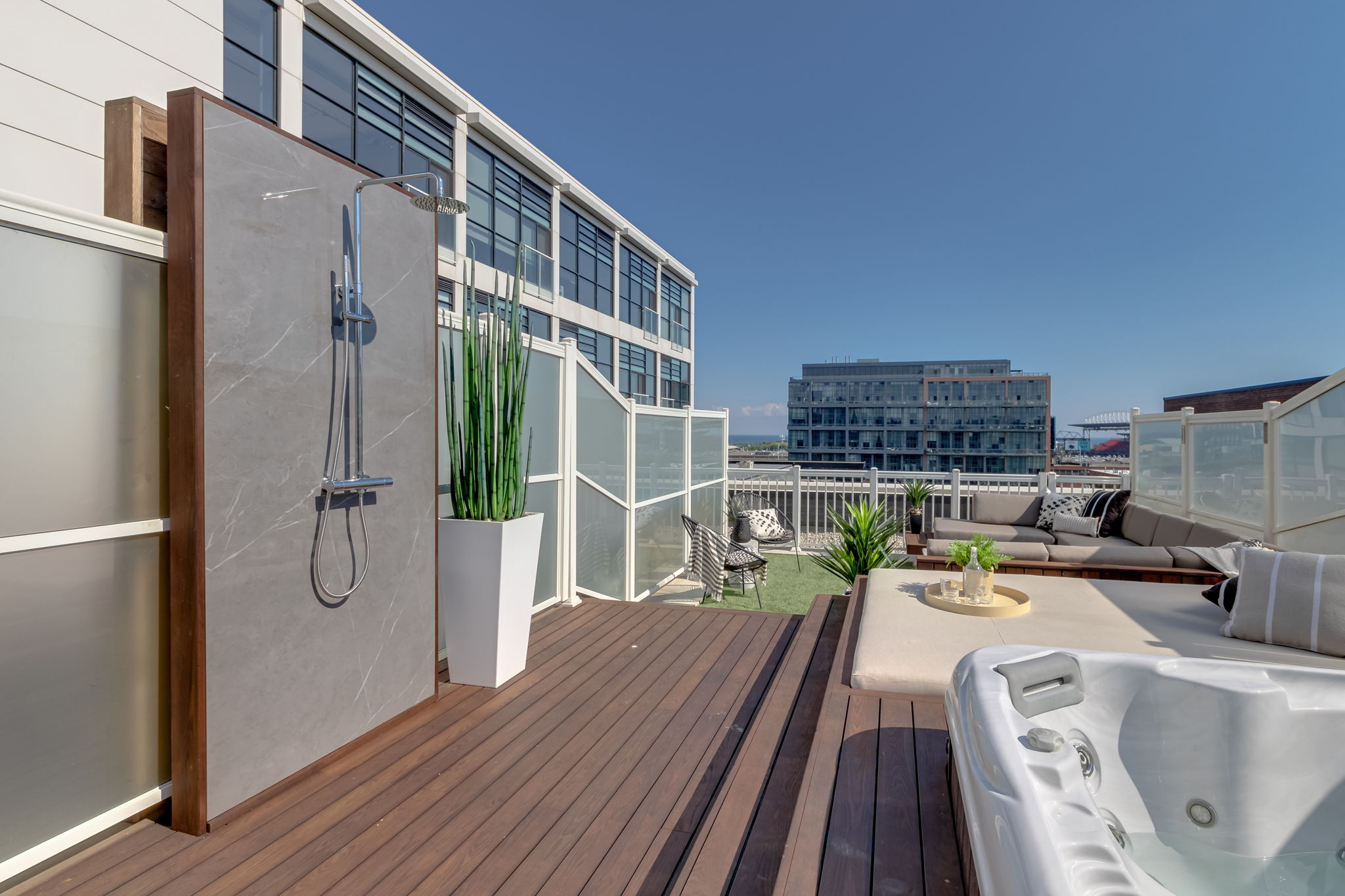Toronto property showcase — delivered property photograph 47