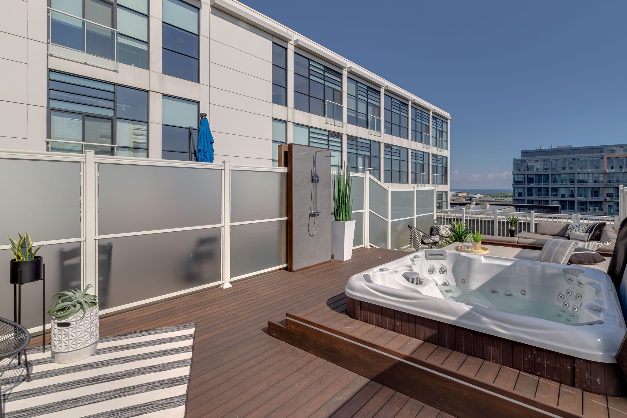 Toronto property showcase — delivered property photograph 45
