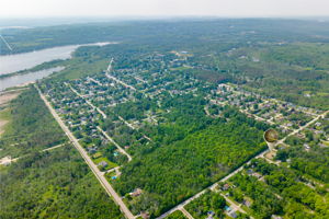  Photo 42