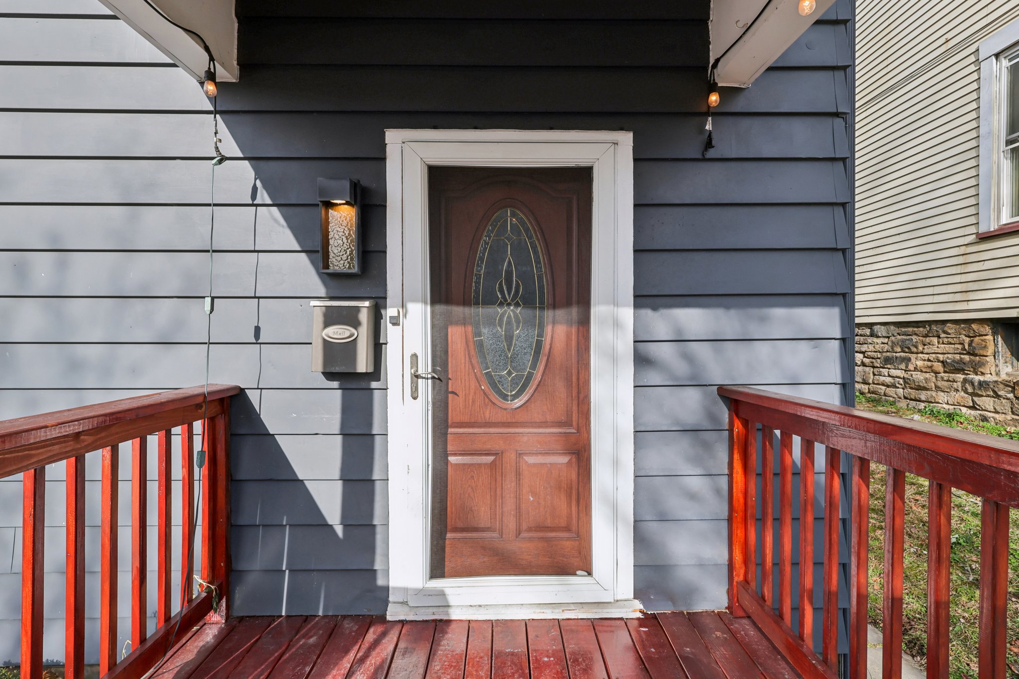 E Pearl St-S2312-009.jpg