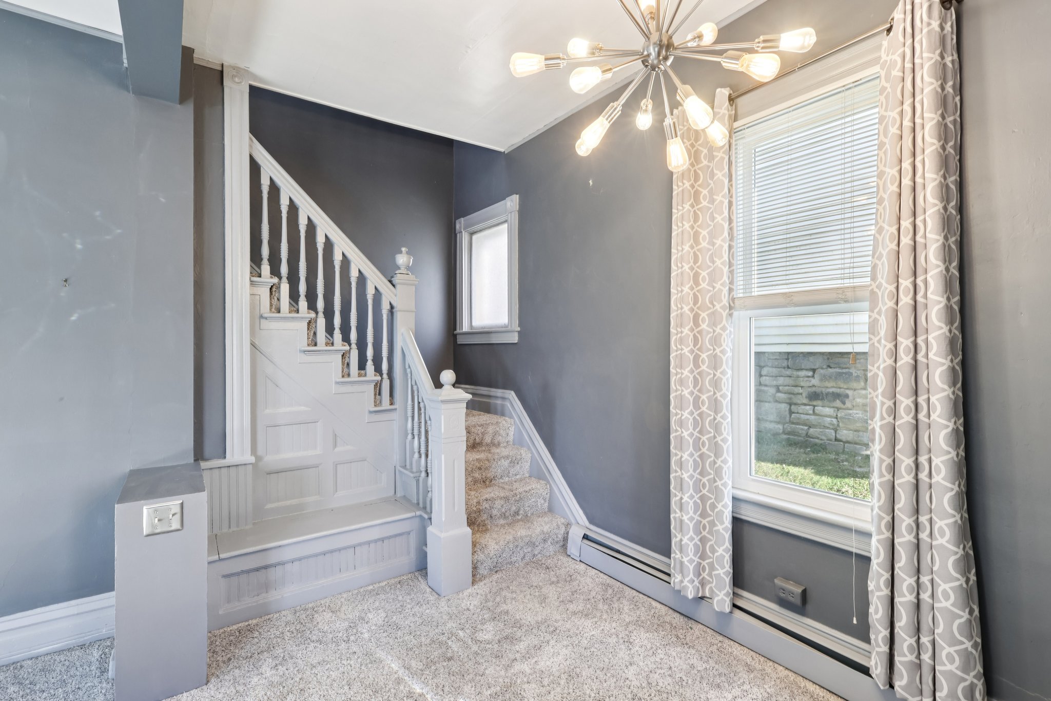 E Pearl St-S2312-012.jpg