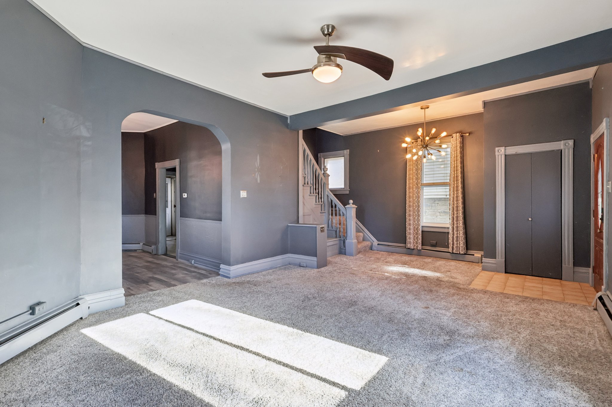 E Pearl St-S2312-014.jpg