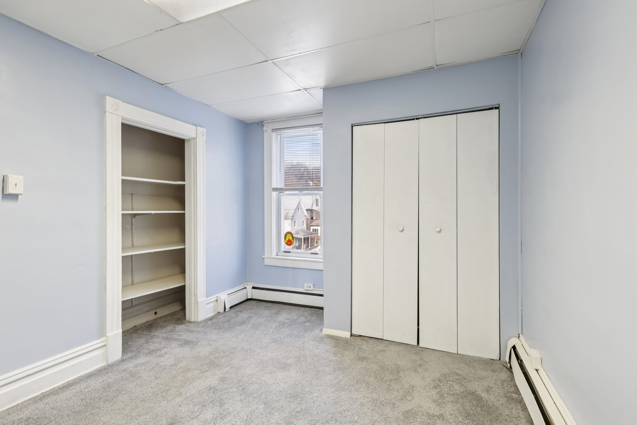 E Pearl St-S2312-042.jpg