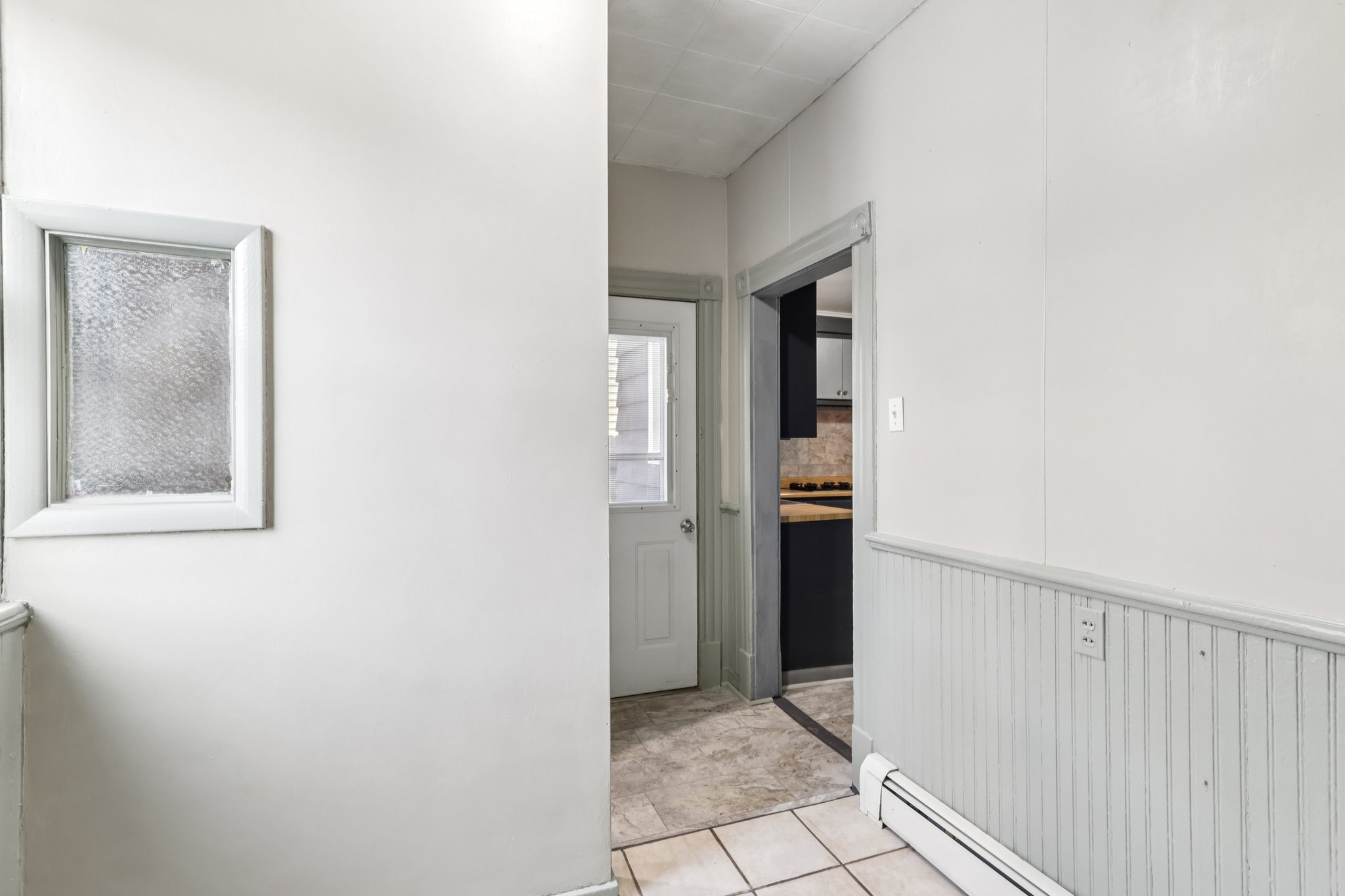 E Pearl St-S2312-057.jpg