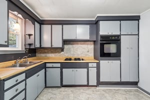 E Pearl St-S2312-023.jpg