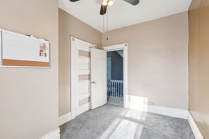 E Pearl St-S2312-026.jpg