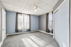 E Pearl St-S2312-029.jpg