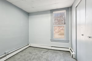 E Pearl St-S2312-037.jpg