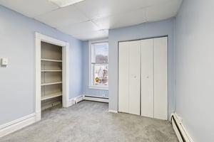 E Pearl St-S2312-042.jpg