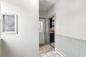 E Pearl St-S2312-057.jpg