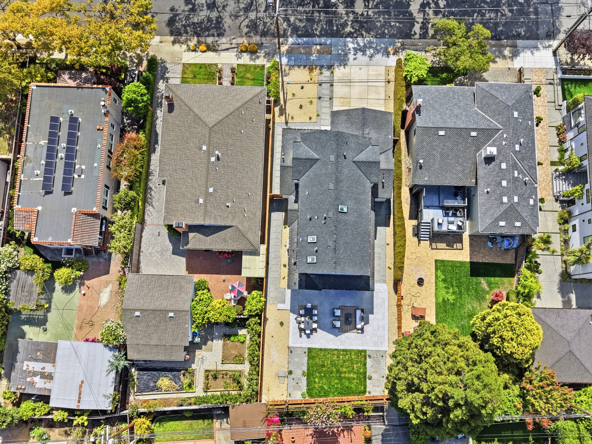 014_F8_AERIAL_440 Hobart Ave