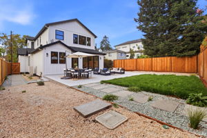 050_F8_440 Hobart Ave