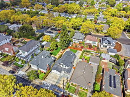 005_F8_AERIAL_440 Hobart Ave