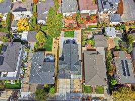 008_F8_AERIAL_440 Hobart Ave