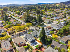 013_F8_AERIAL_440 Hobart Ave