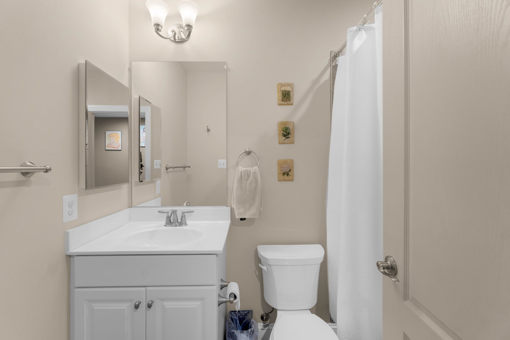 lower level bath-3