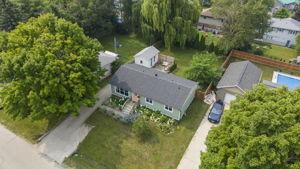  Photo 0