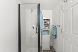  Photo 35