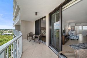 Lanai Overview 2