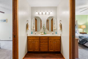  Photo 30