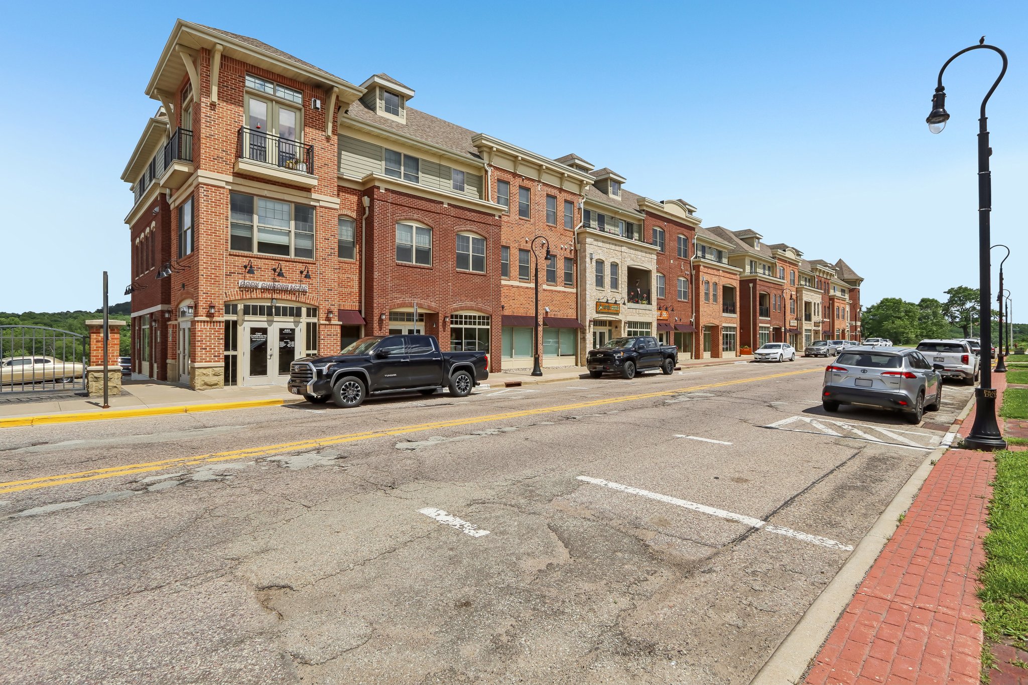 Water St unit 212-S1906-002.jpg