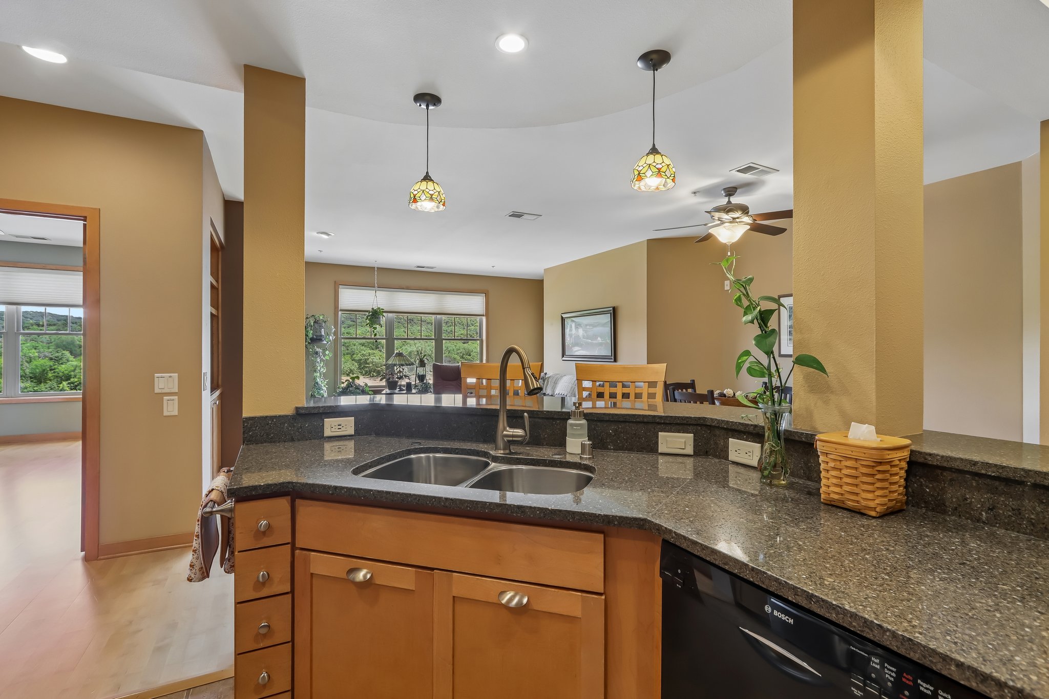 Water St unit 212-S1906-018.jpg