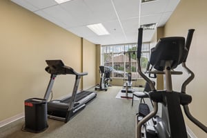 Water St unit 212-1906-903.jpg