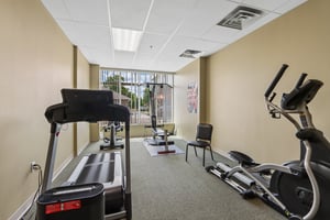 Water St unit 212-1906-904.jpg