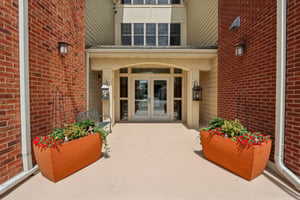 Water St unit 212-S1906-004.jpg